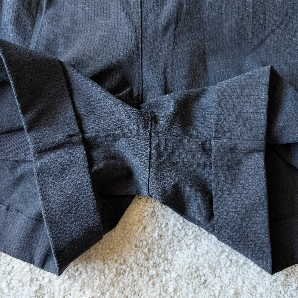 Lululemon Practical Play Short 3.5 Black Size 4 - Picture 7 of 7